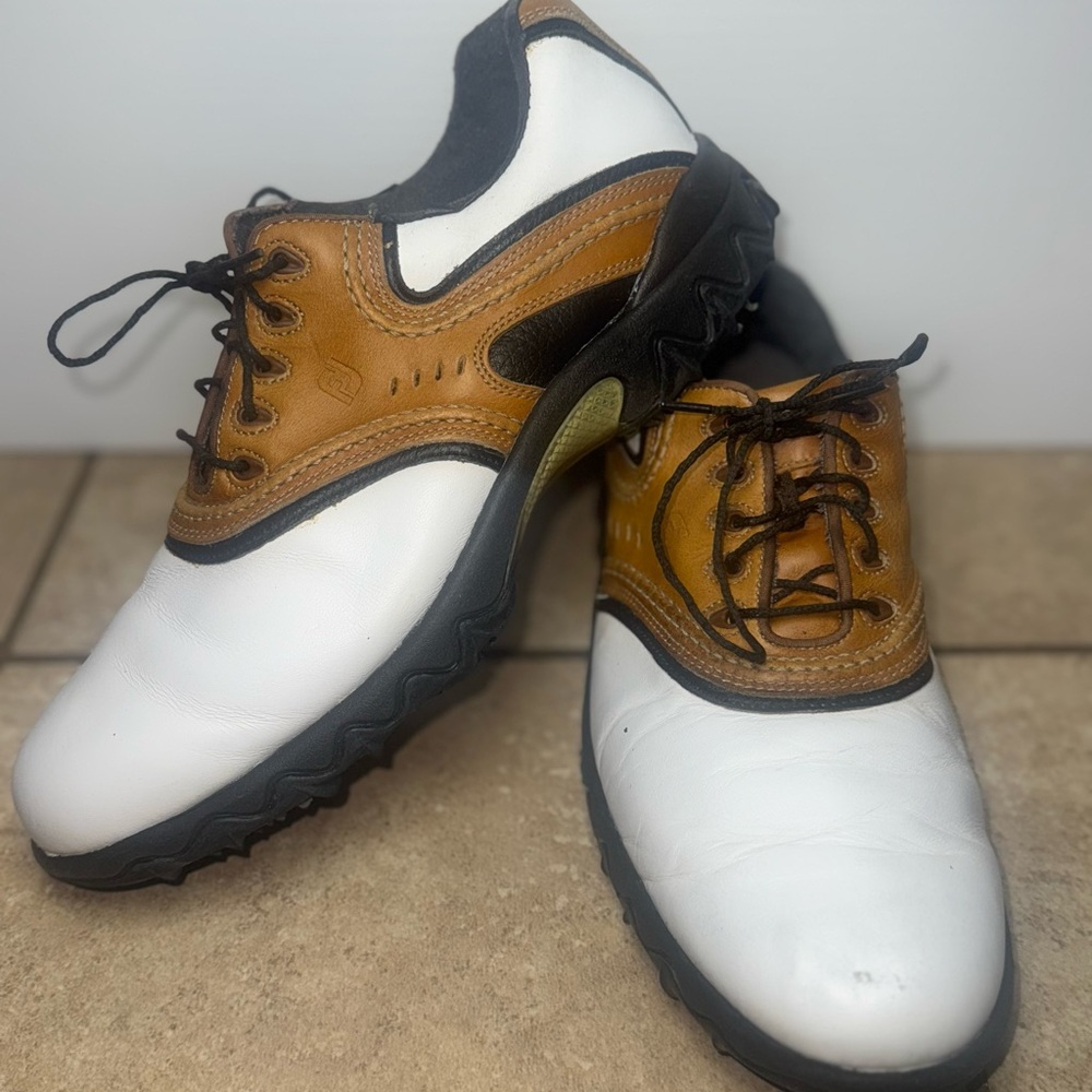 FootJoy FJ Contour Series Leather White Brown Saddle Golf Shoes 54024 Men 9 M